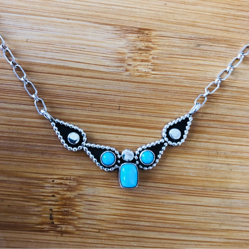 $77  Running Bear Navajo Estate Necklace  Marked R.B. STERLING